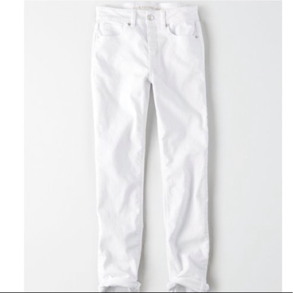 White Tomgirl stretch EA jeans